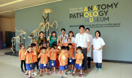 Welcoming a group of Year 1 students and teachers from Panyaden International School to Chiang Mai at Chiang Mai Veterinary Anatomy Pathology Museum